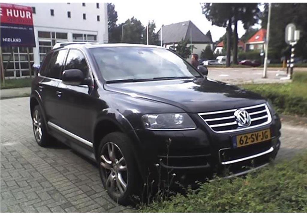 798552W12TOUAREG439.jpg