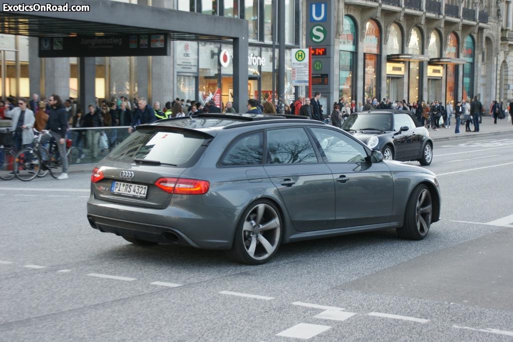 798559RS4B82445.jpg