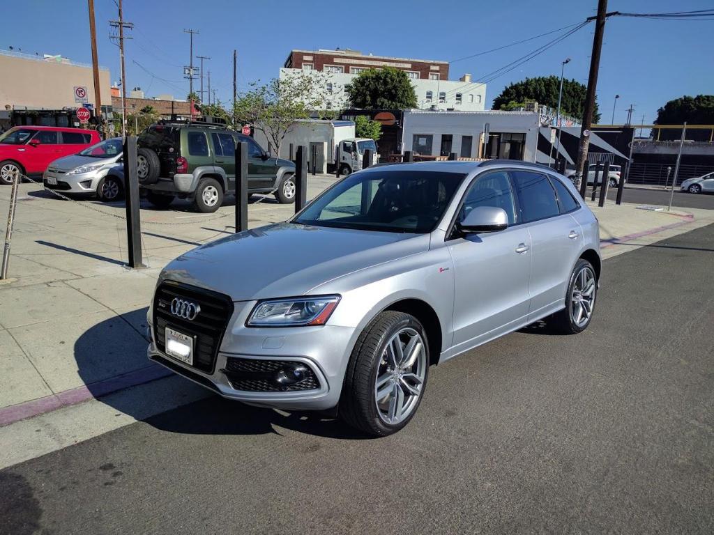 799970AUDISQ52397.jpg