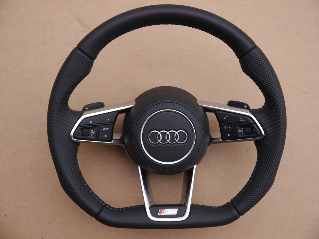 RÃ©sultat de recherche d'images pour "volant audi tt 8s"