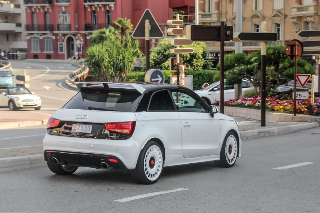 802038A1QUATTRO936.jpg