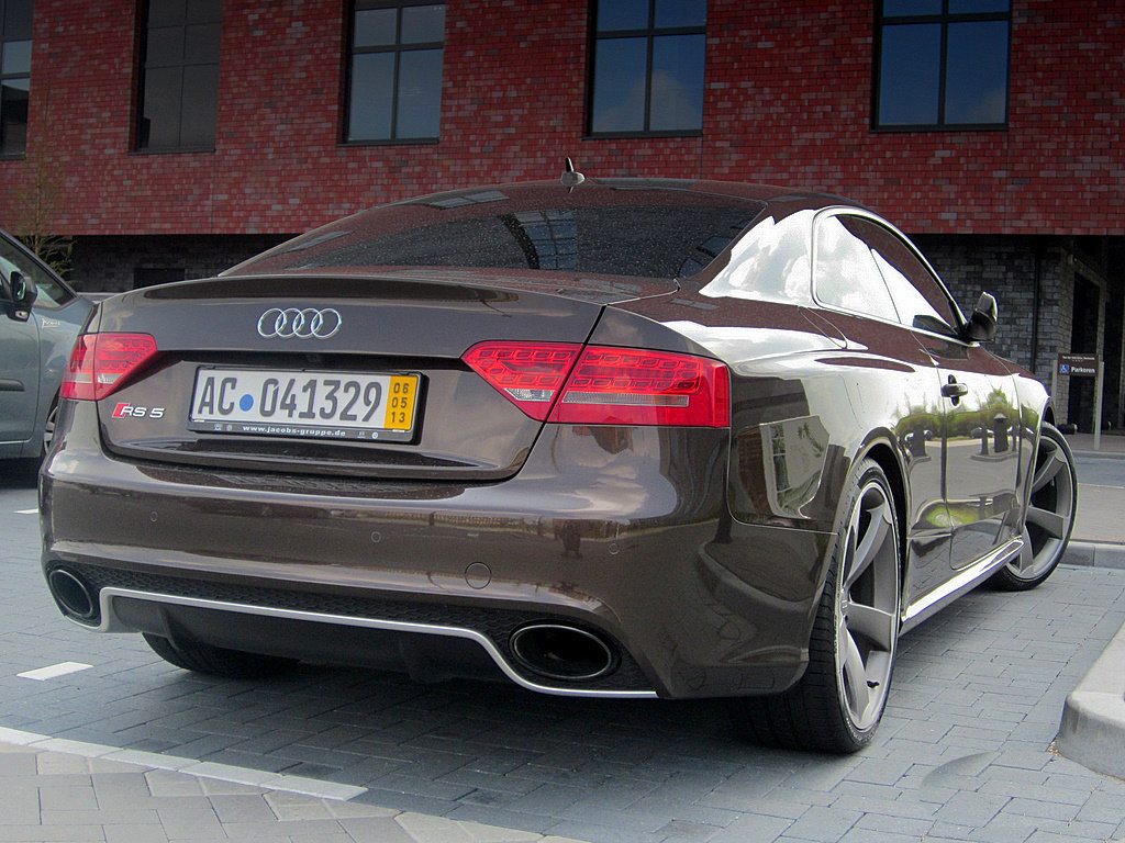 804247AUDIRS5958.jpg