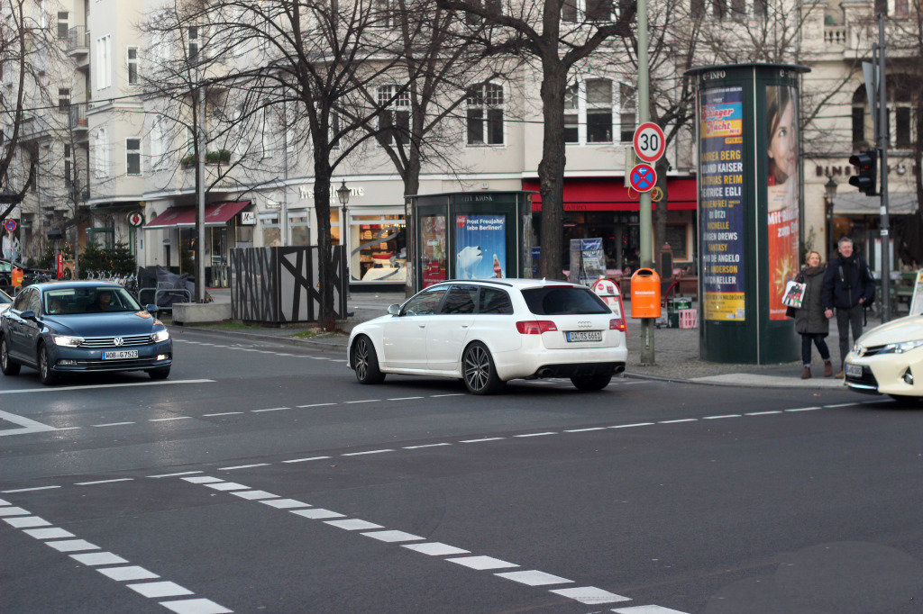 804574RS62060.jpg