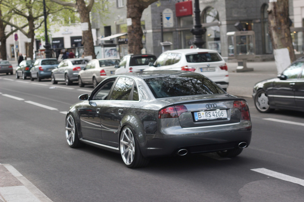 805051AUDIRS42008.jpg