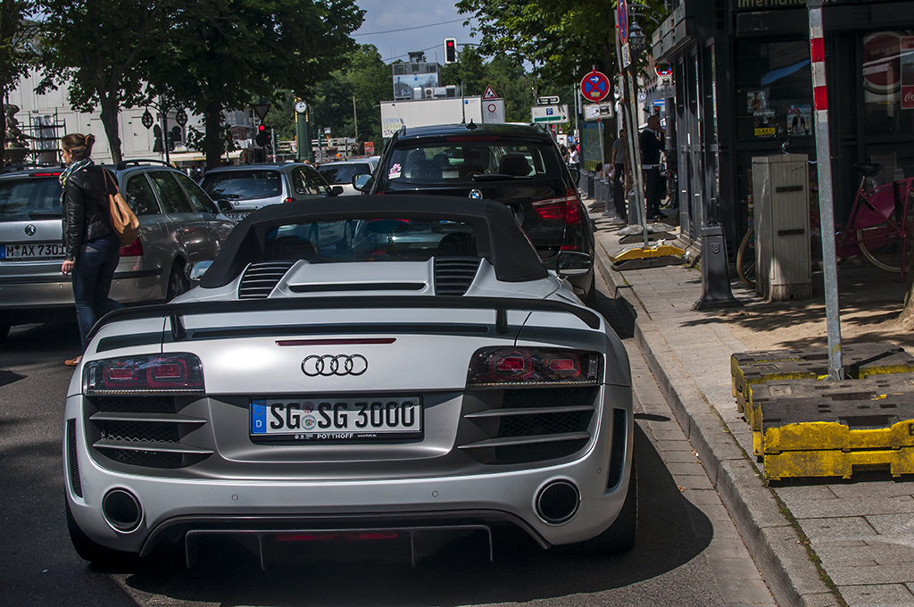 805216R8GT1496.jpg