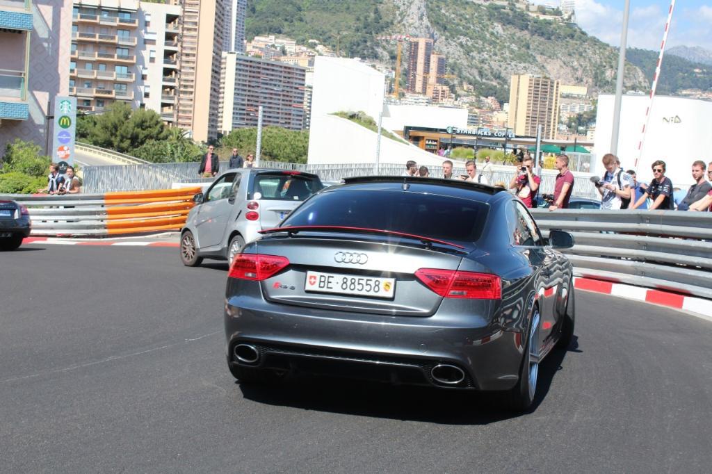 806529AUDIRS53283.jpg