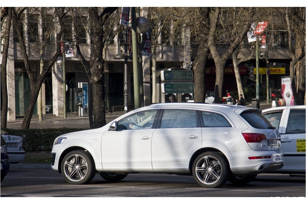 808134282Q7V12ESQUIROU.jpg