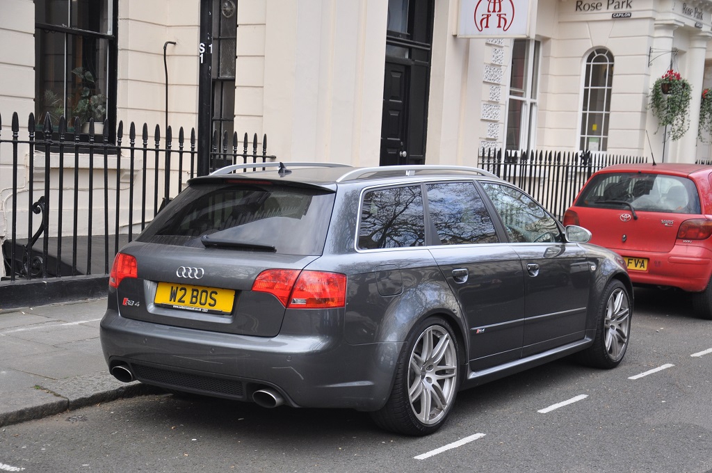 811799AUDIRS41166.jpg