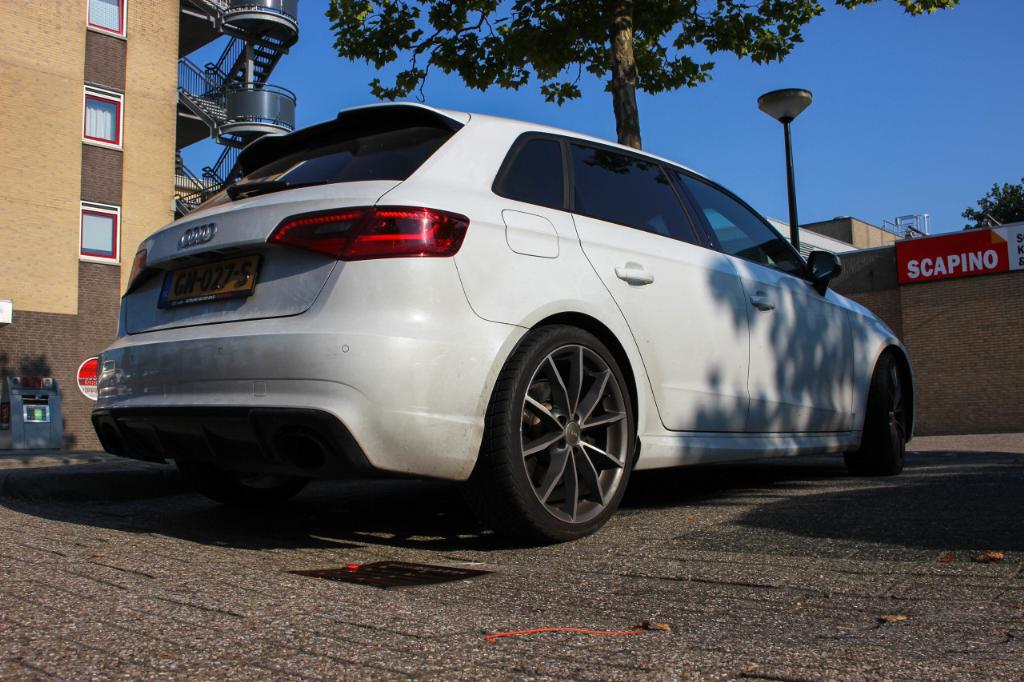 814792RS38V1554.jpg