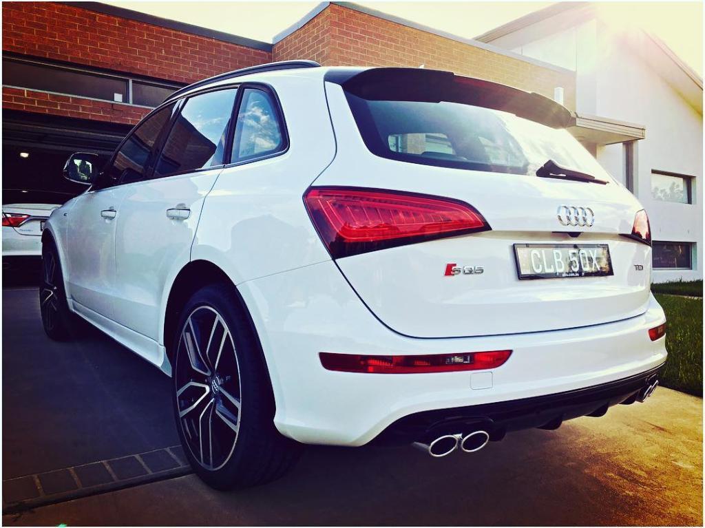 816709AUDISQ52259.jpg