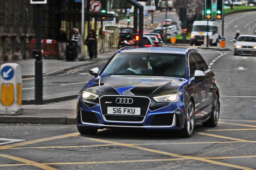 818125RS38V2166.jpg