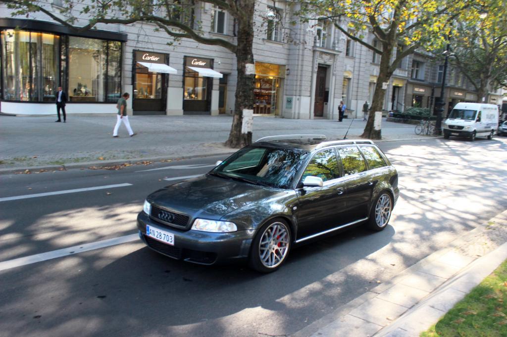818187AUDIRS4B50204.jpg