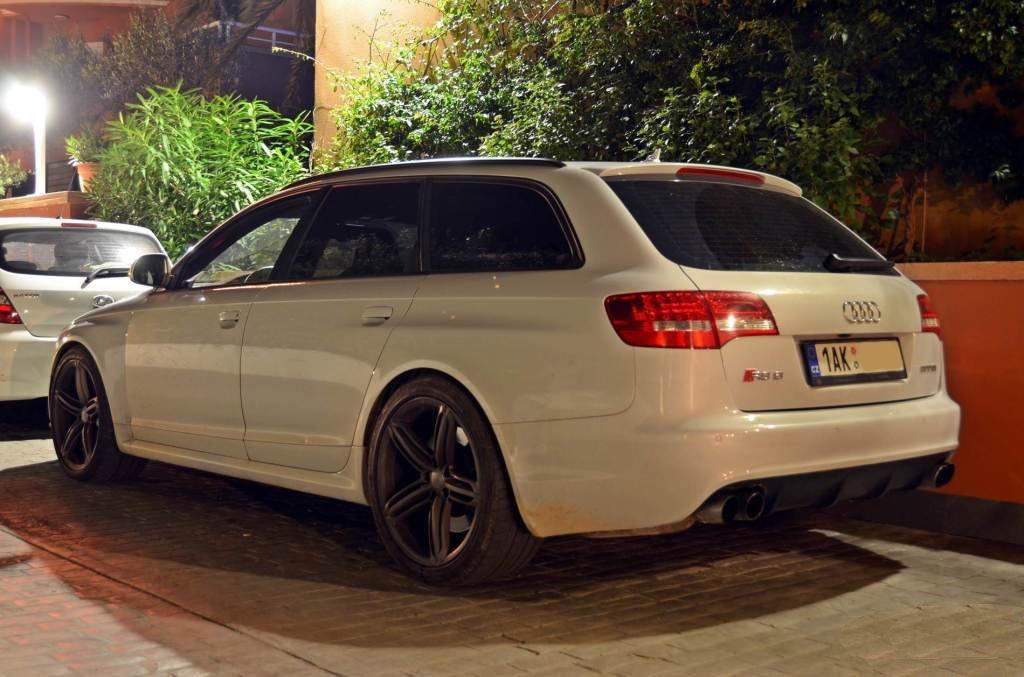 818945RS61474.jpg