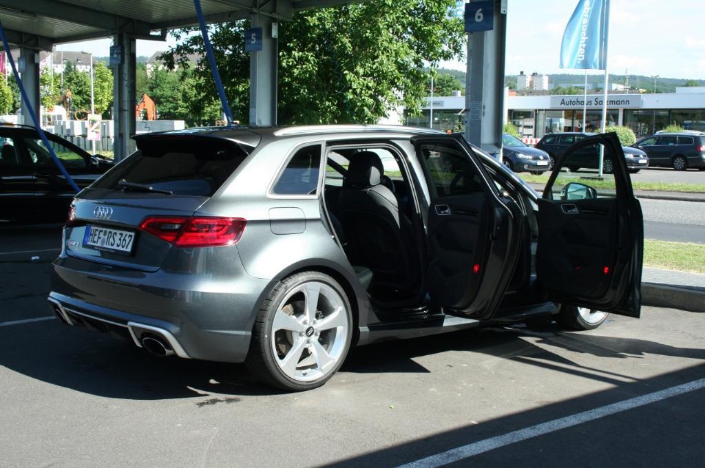 819432RS38V1330.jpg