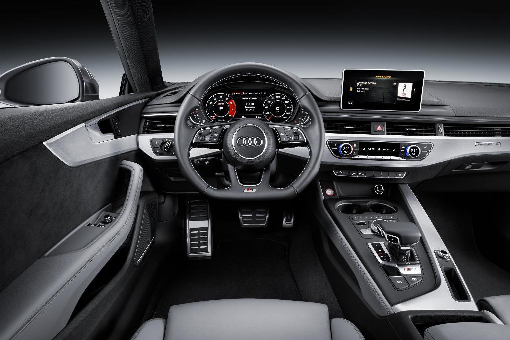 819877S5B90022.jpg