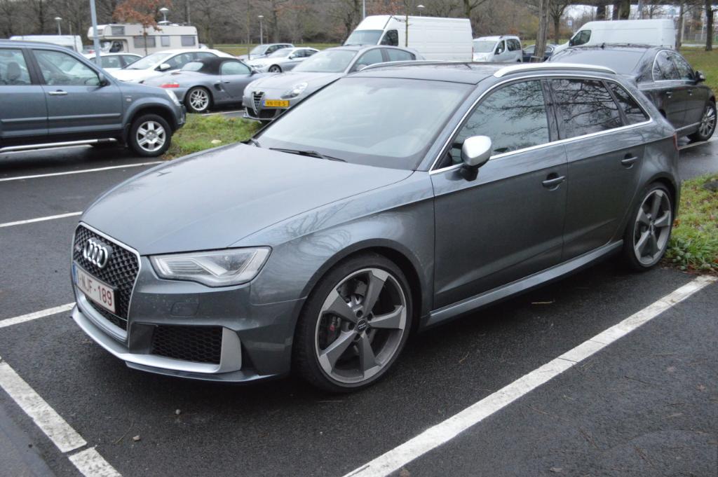 822873RS38V1923.jpg