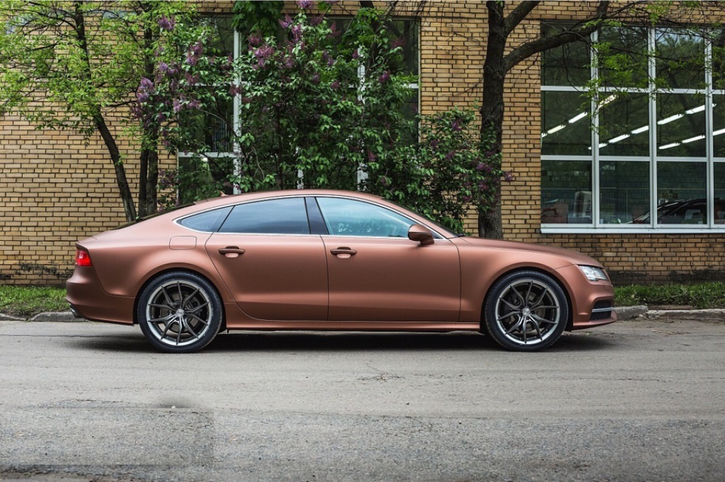 82328387ae792s960.jpg