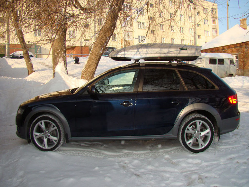 823728335AUDIA4ALLROAD.jpg