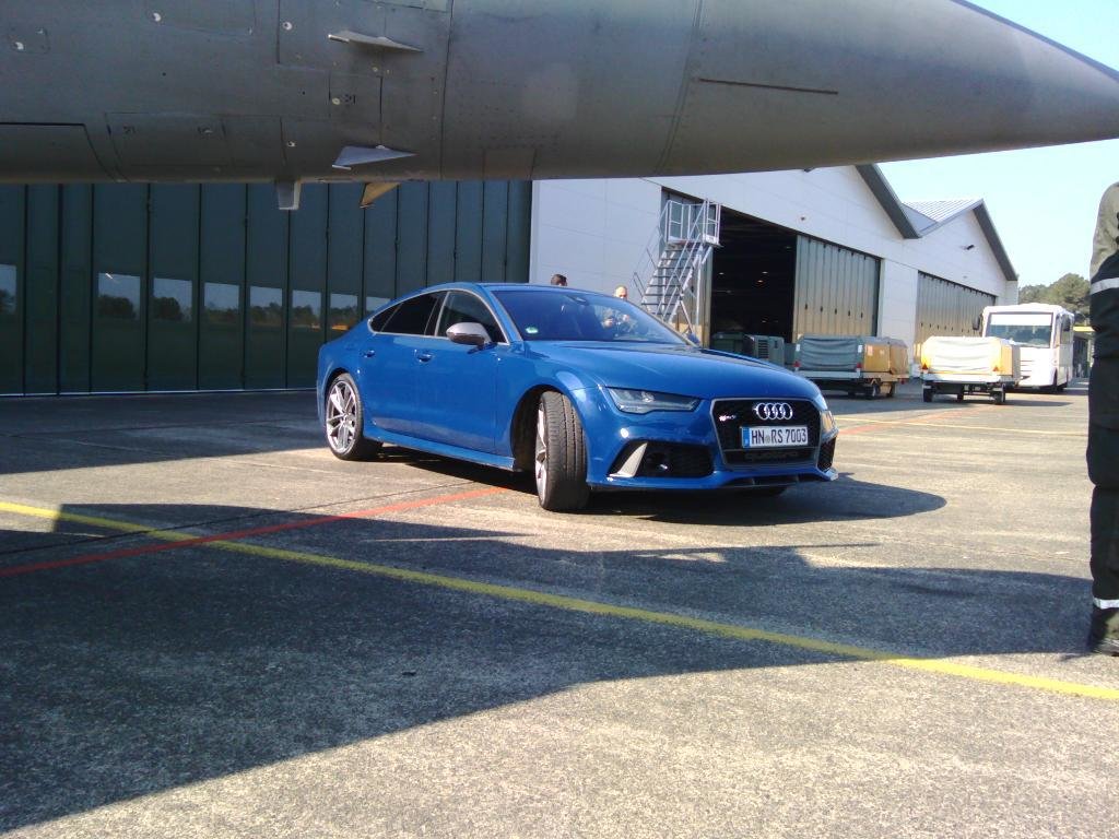 824162AUDIBA118042.jpg