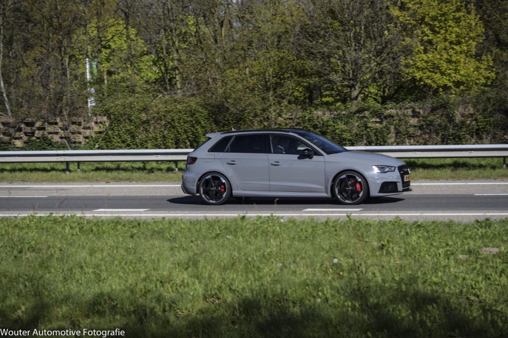 824943RS38V2498.jpg