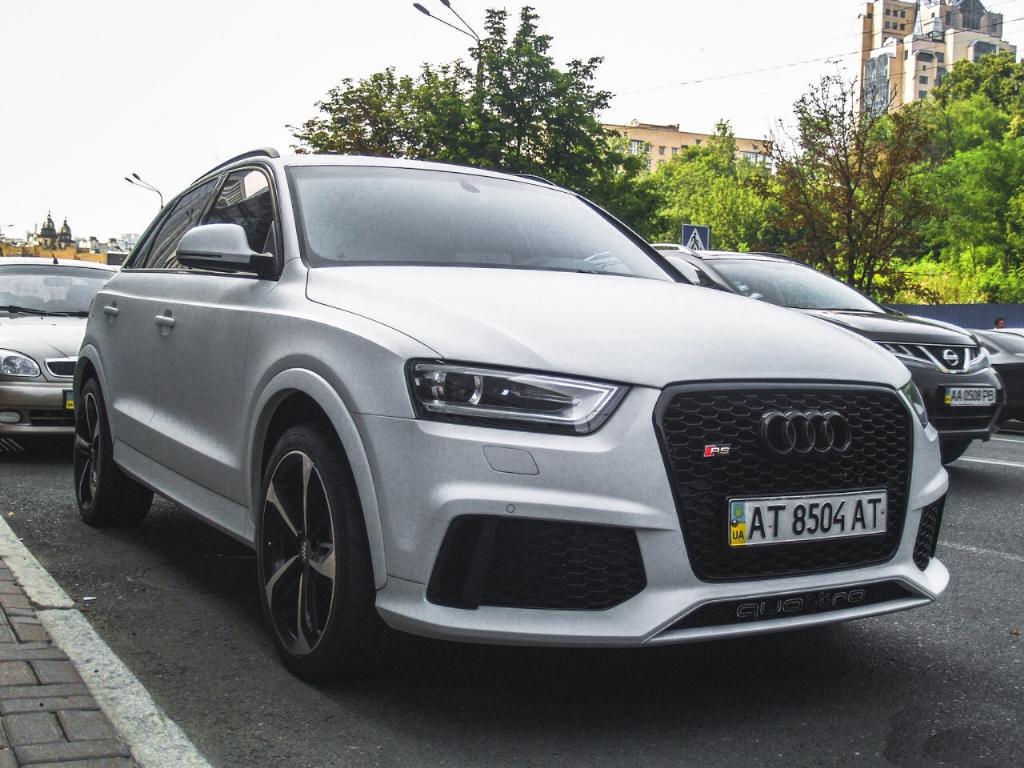 825975RSQ31982.jpg