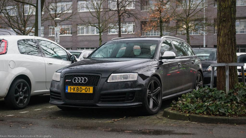 826509RS62392.jpg