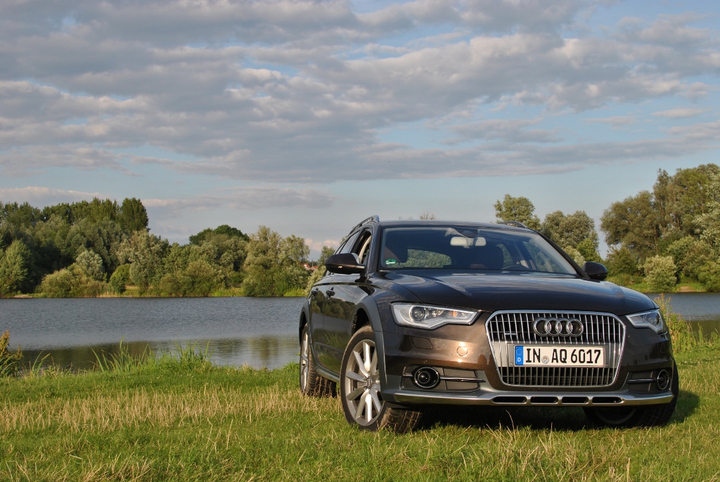 826851114AUDIA6C7ALLROAD.jpg