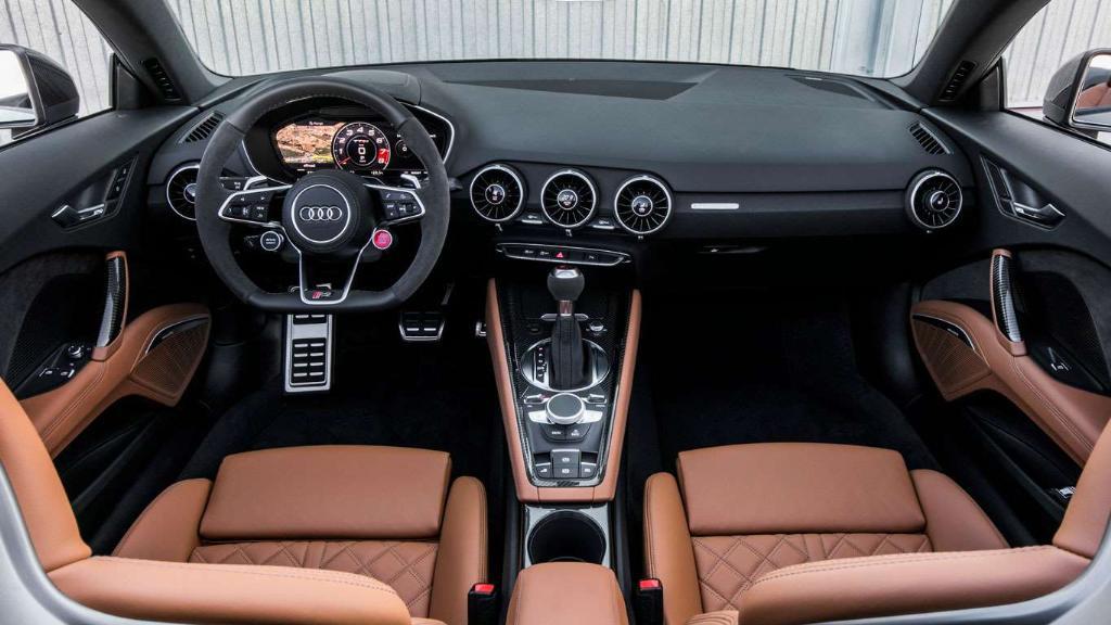 826895AUDITTRS8S0192.jpg