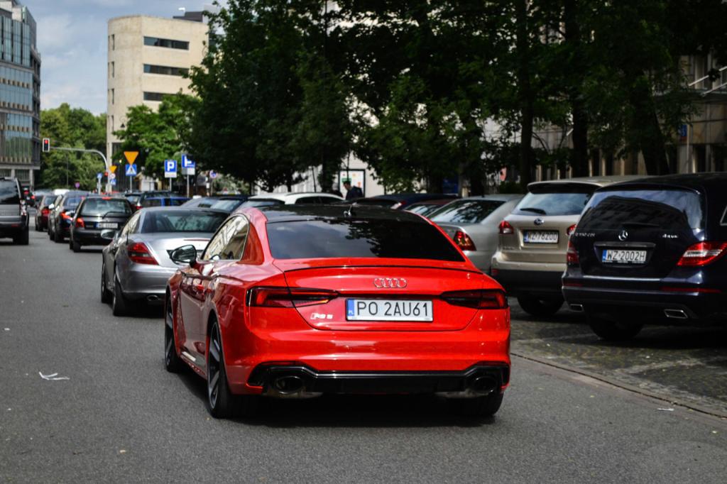 826961RS5B90345.jpg