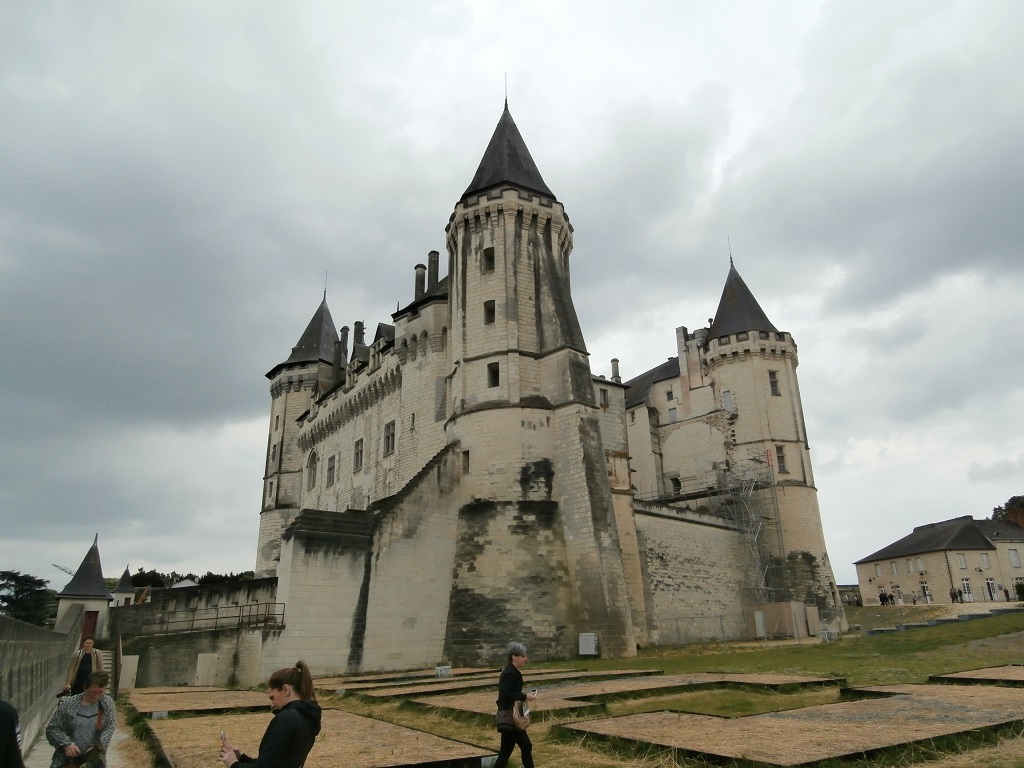 828696chateausaumur6.jpg