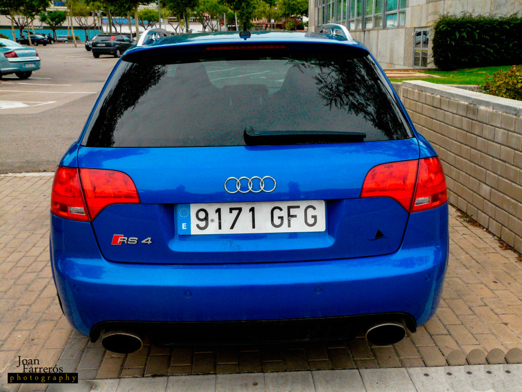 828950AUDIRS41809.jpg