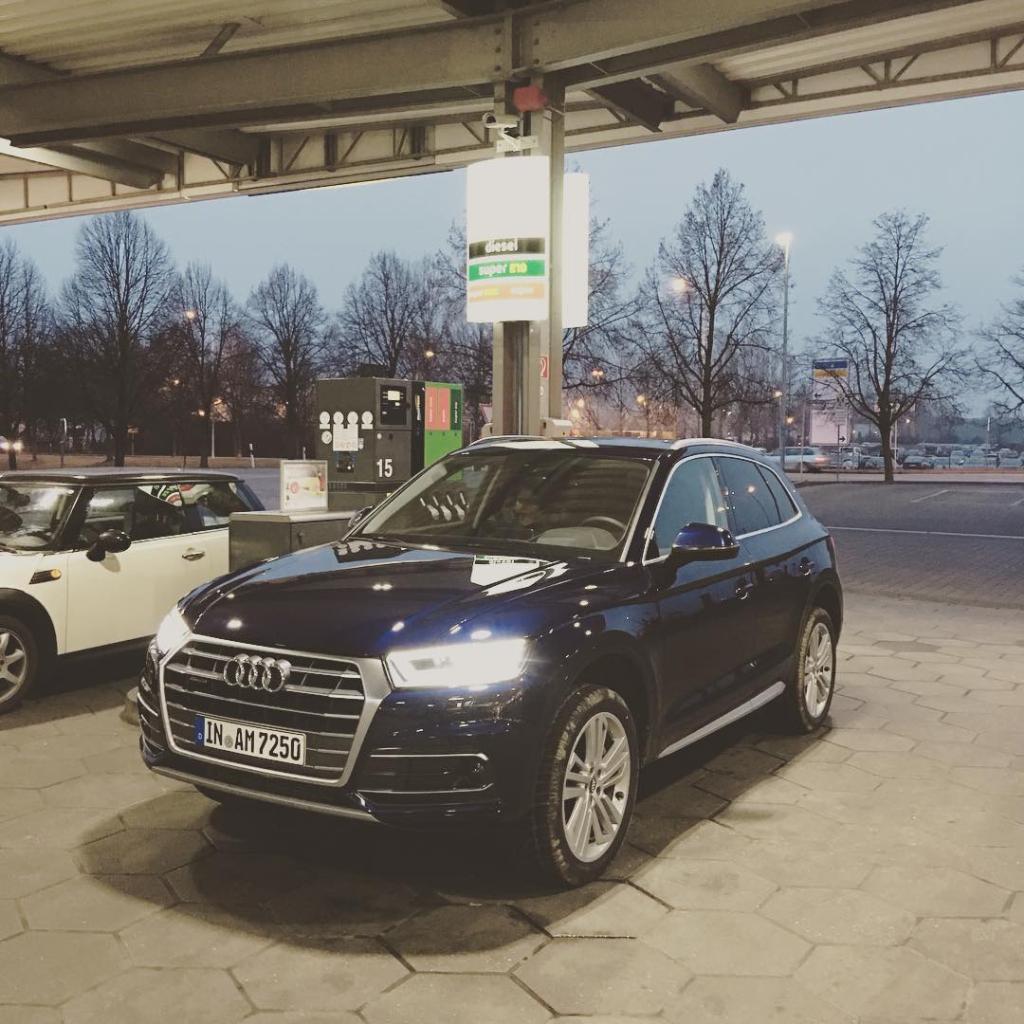 830580Q7MK21318.jpg