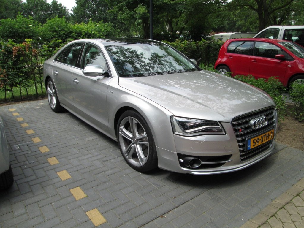 830582S8D4788.jpg