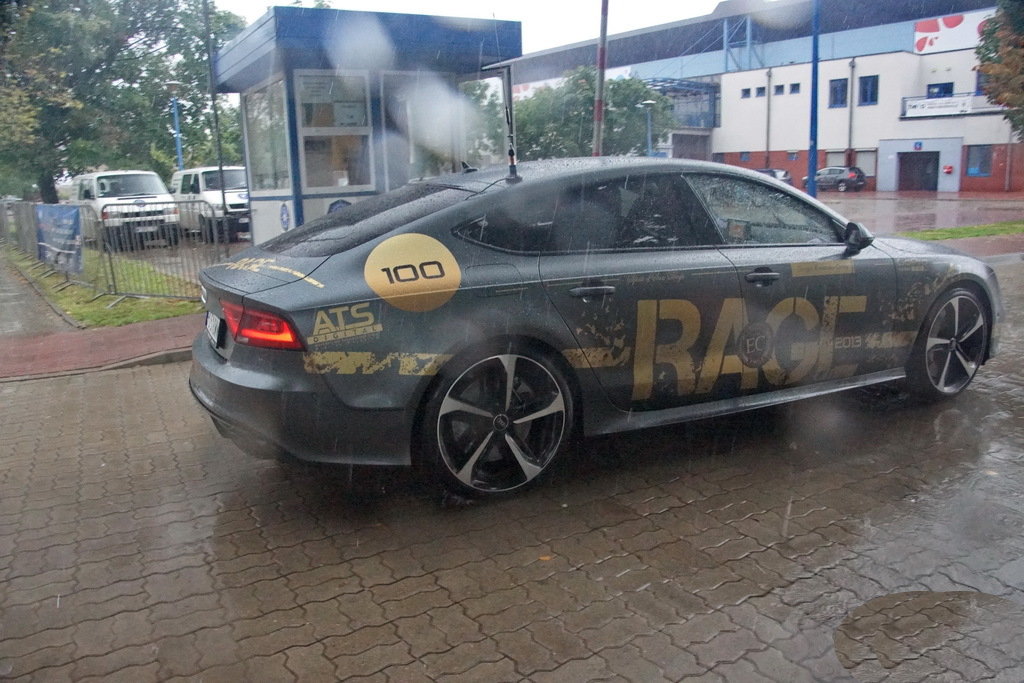 830700RS7116.jpg