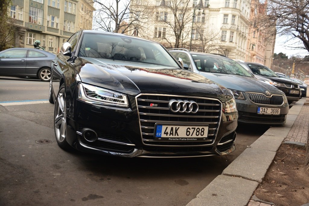 831195S8D41171.jpg