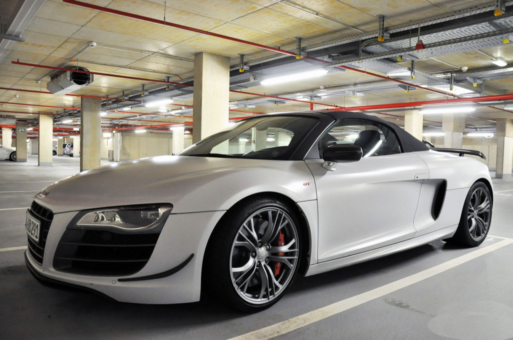 831837R8GT1185.jpg