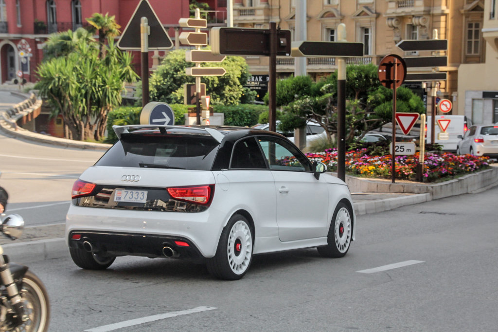 832041A1QUATTRO937.jpg