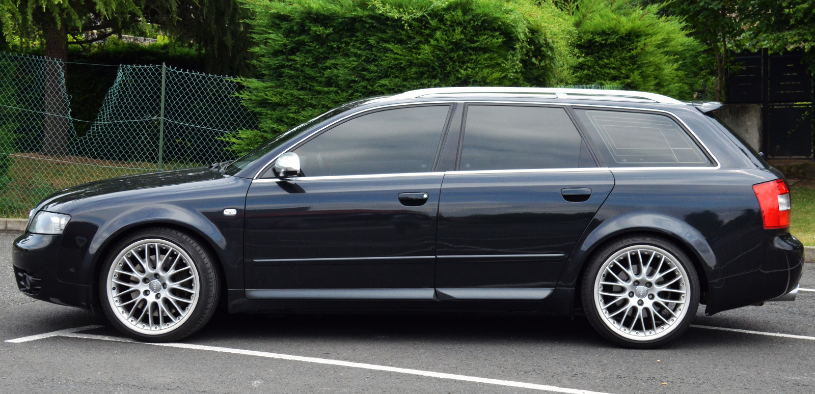 832551audis43.jpg
