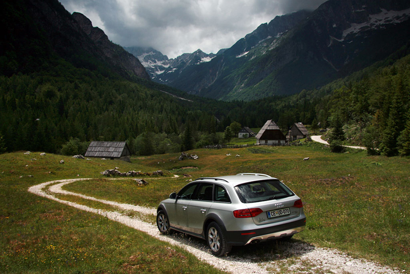 83477141AUDIA4ALLROAD.jpg