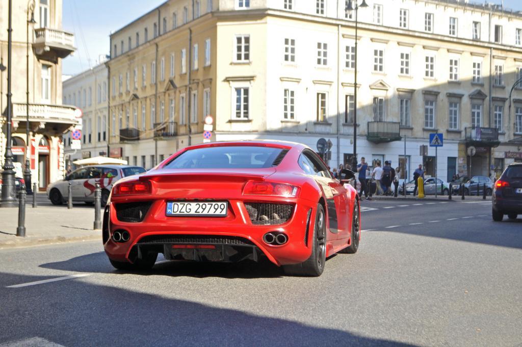 8350663136R8.jpg