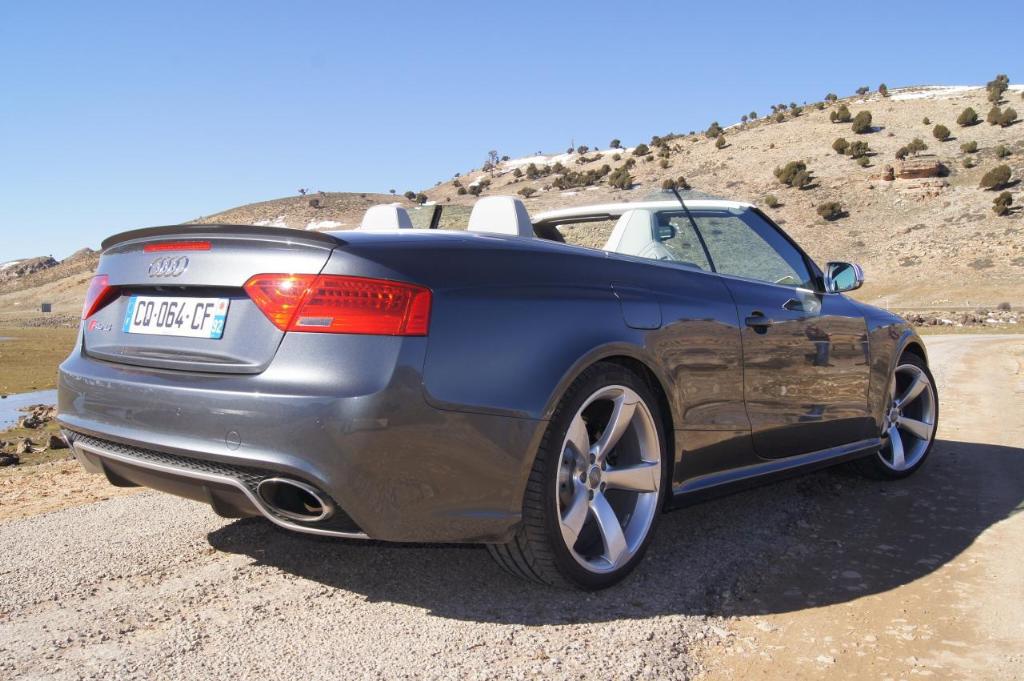 835336174RS5CABRIOLET.jpg