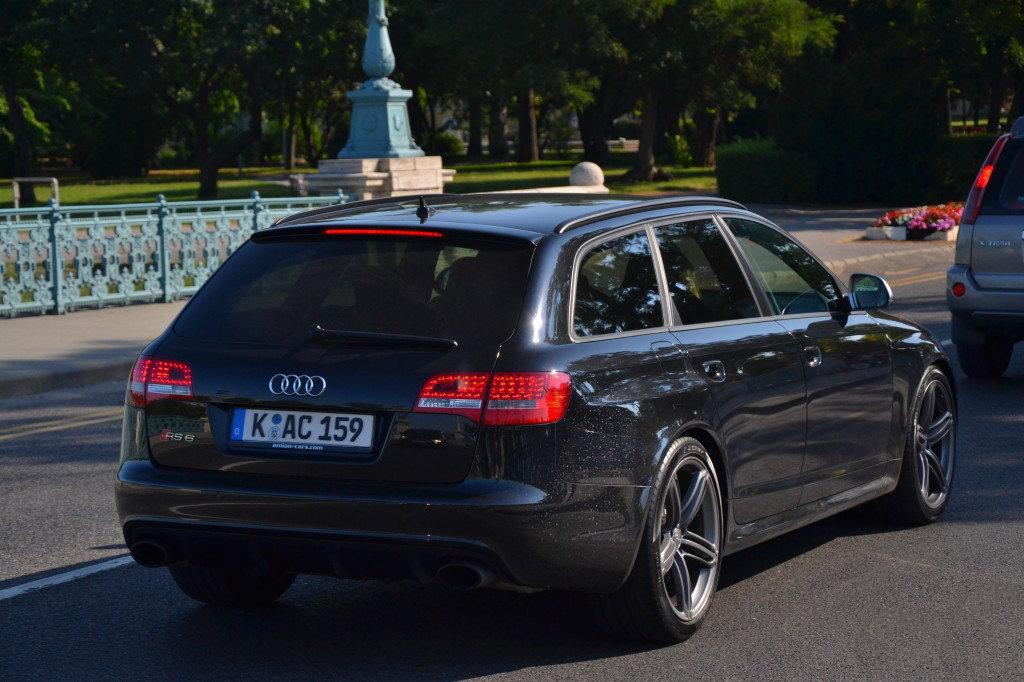835593RS61284.jpg