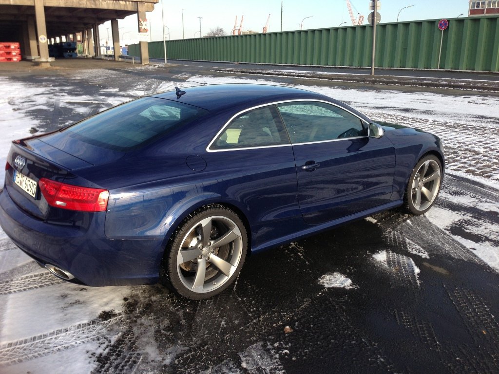 837390AUDIRS5585.jpg