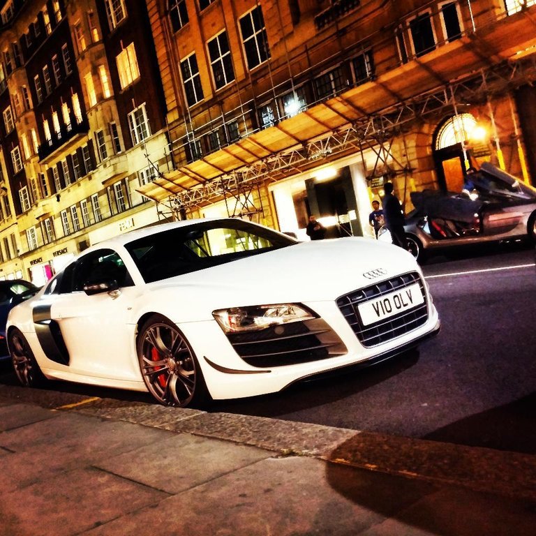 837834R8GT1368.jpg
