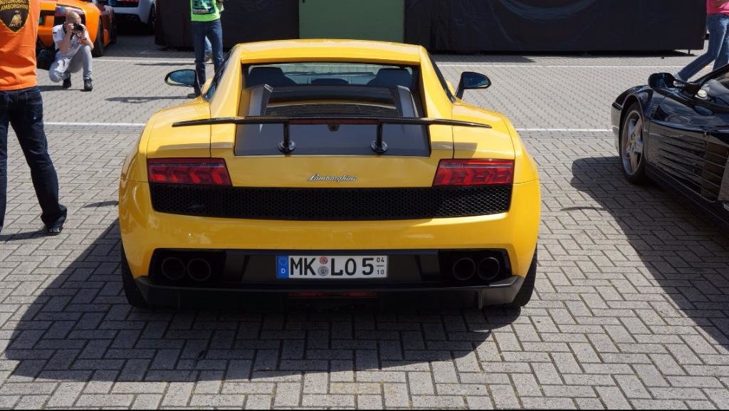 838265965LAMBORGHINI570.jpg
