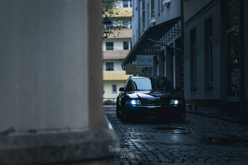 838749AUDIRS42942.jpg