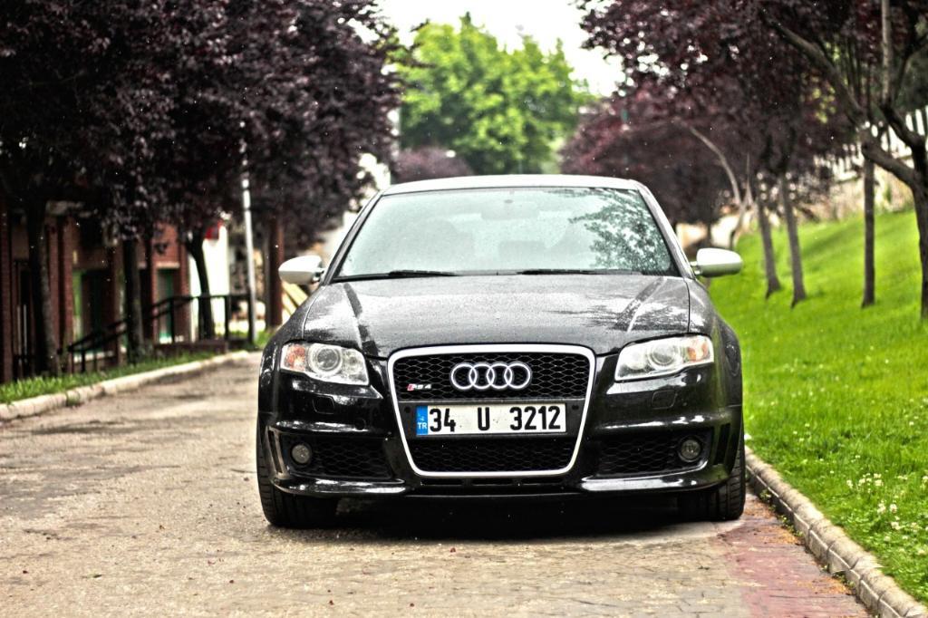 839223AUDIRS42774.jpg