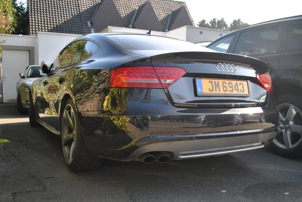 842221263S5SPORTBACK.jpg