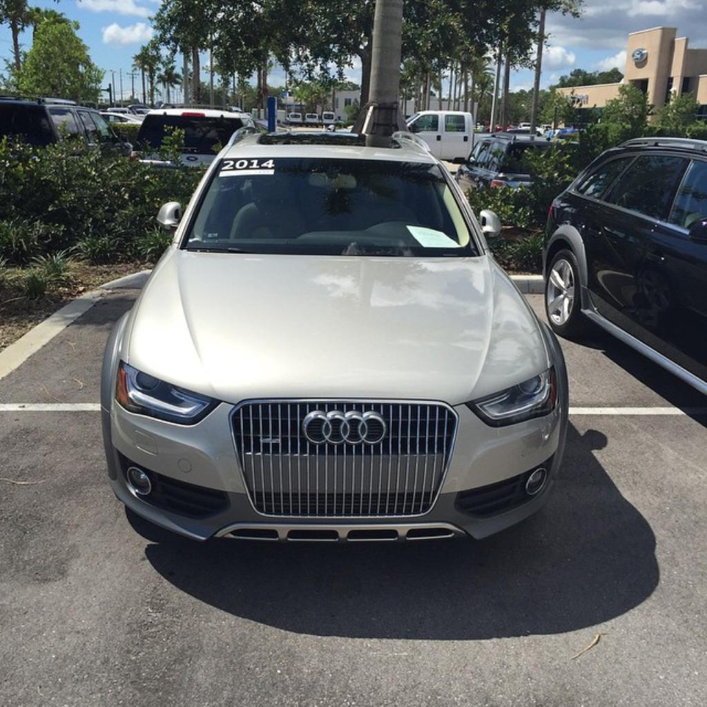 8423201314AUDIA4ALLROAD.jpg