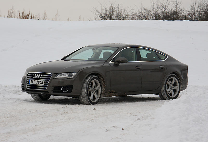 843215106AUDIA7ESQUIROU.jpg